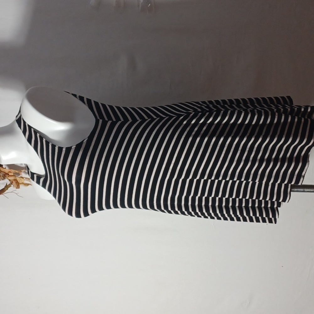 Socialite womens Dress Size XS in a beautiful rayon spandex